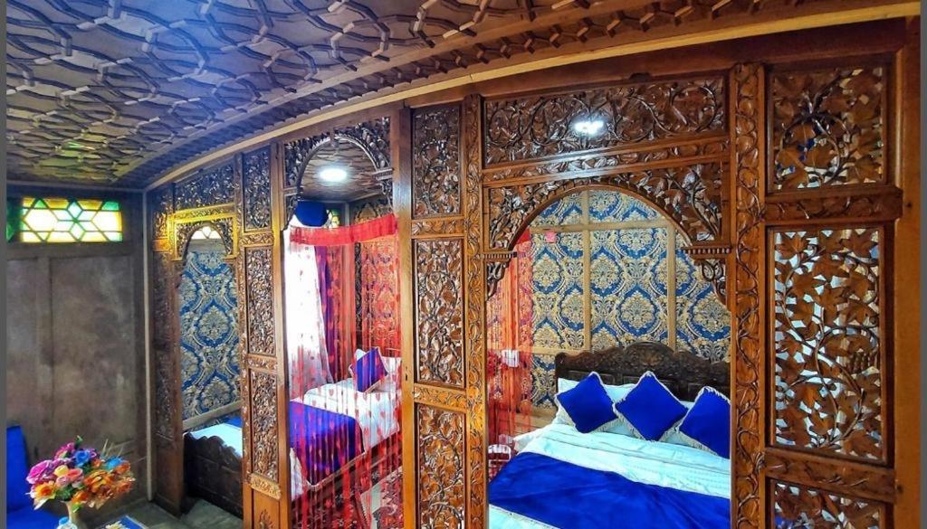 The Heritage Safina Group Of Houseboats Srinagar  Ngoại thất bức ảnh