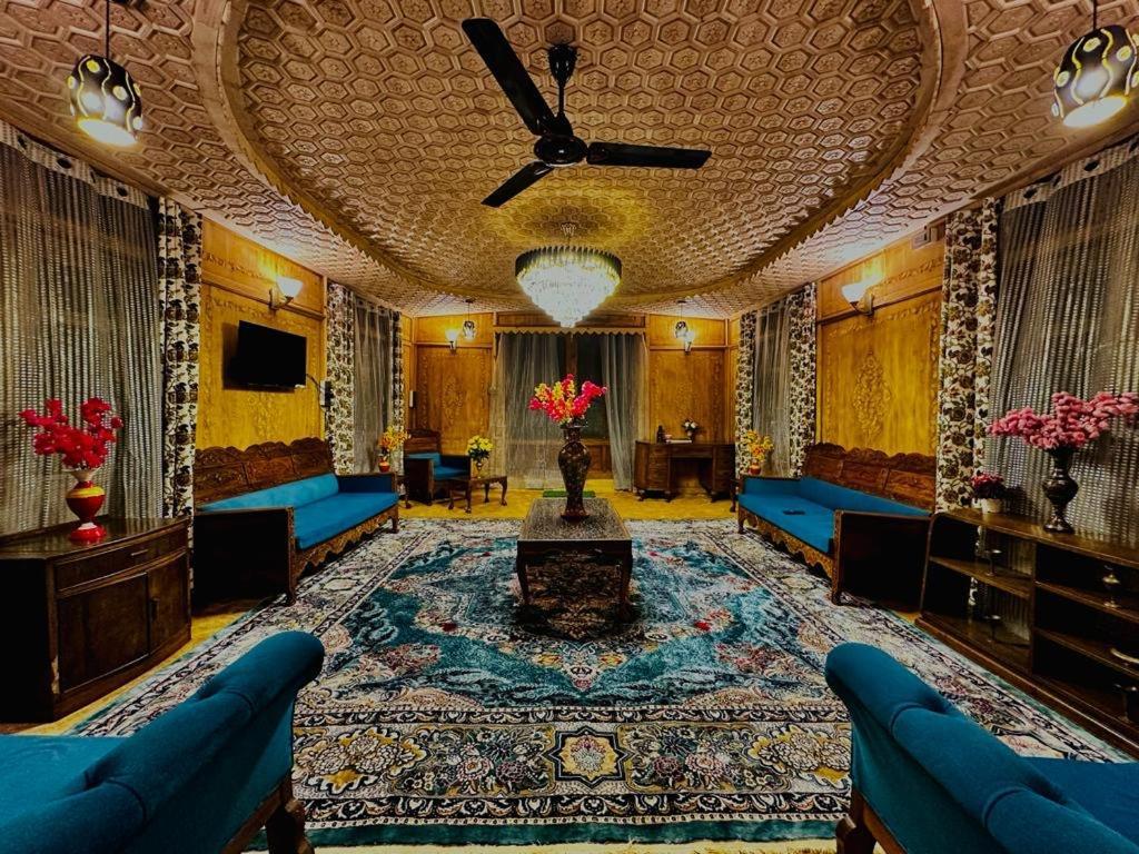 The Heritage Safina Group Of Houseboats Srinagar  Ngoại thất bức ảnh