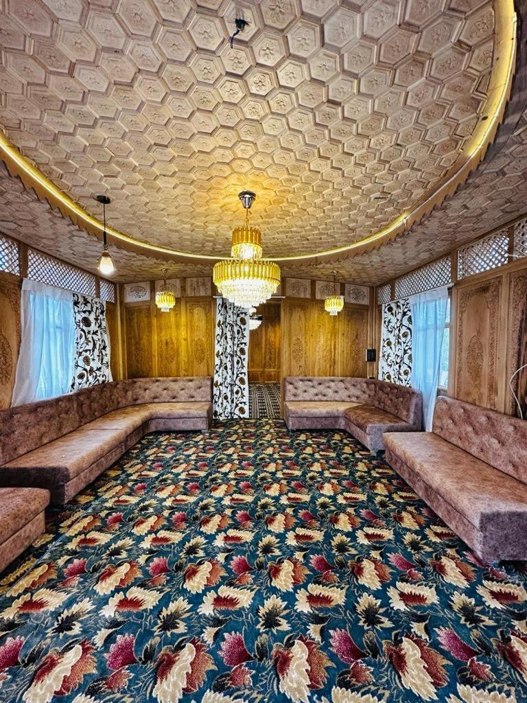 The Heritage Safina Group Of Houseboats Srinagar  Ngoại thất bức ảnh