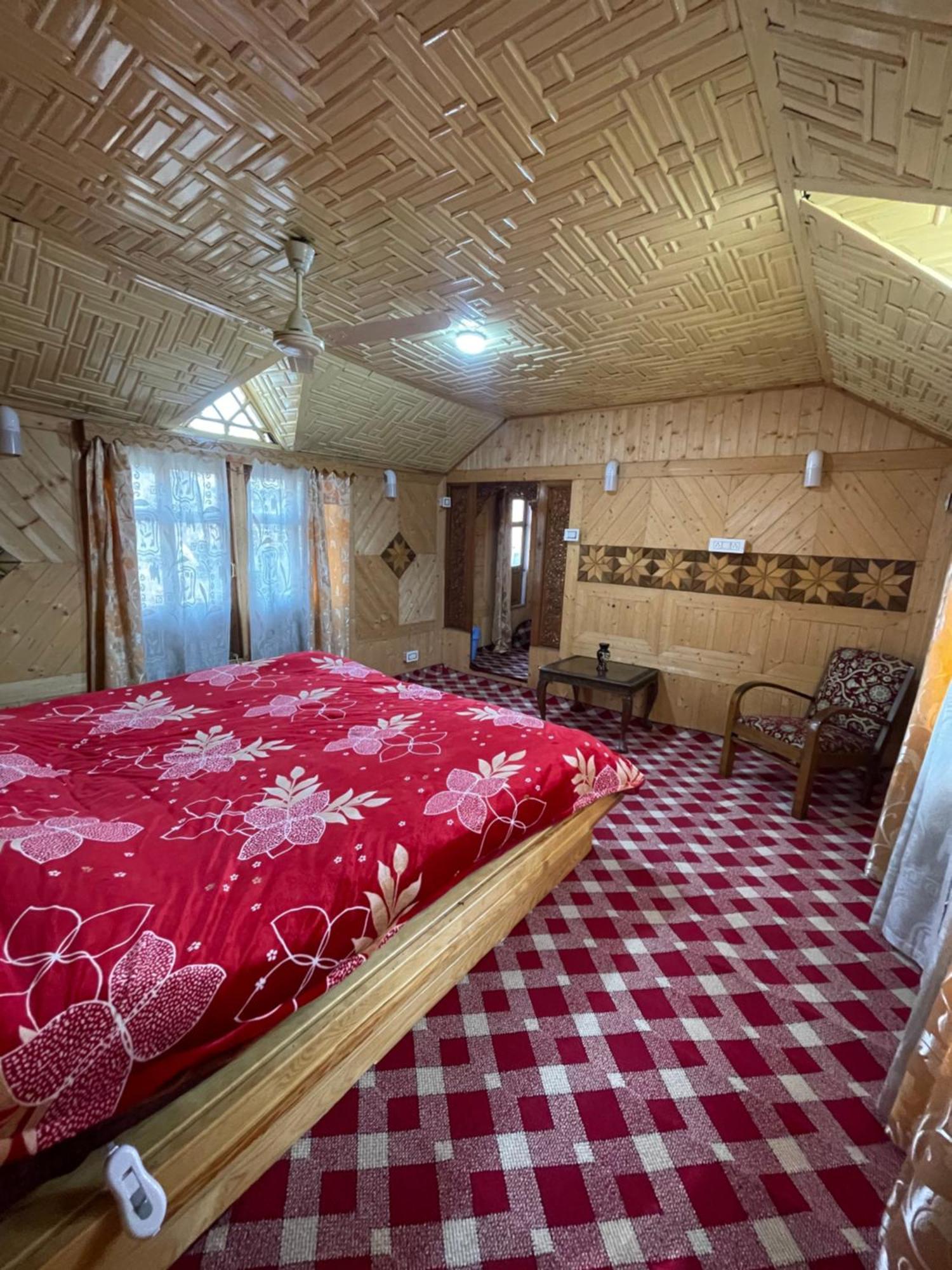The Heritage Safina Group Of Houseboats Srinagar  Ngoại thất bức ảnh